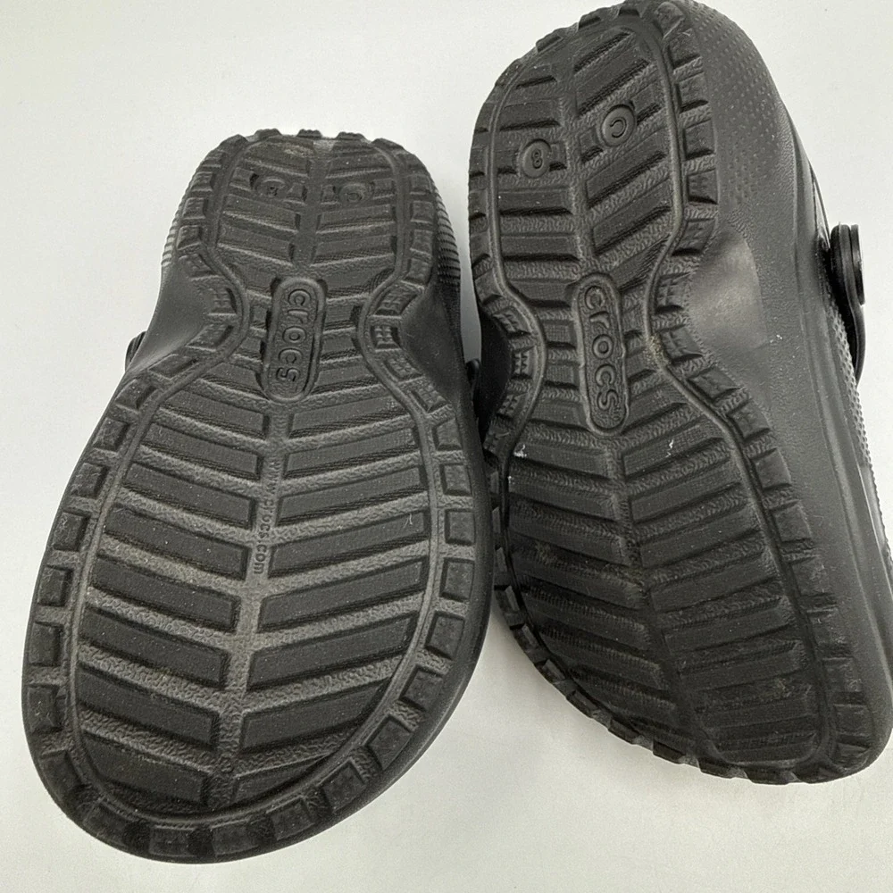 Crocs Comfort Fleece Lined Clogs Child Size C 8 Black